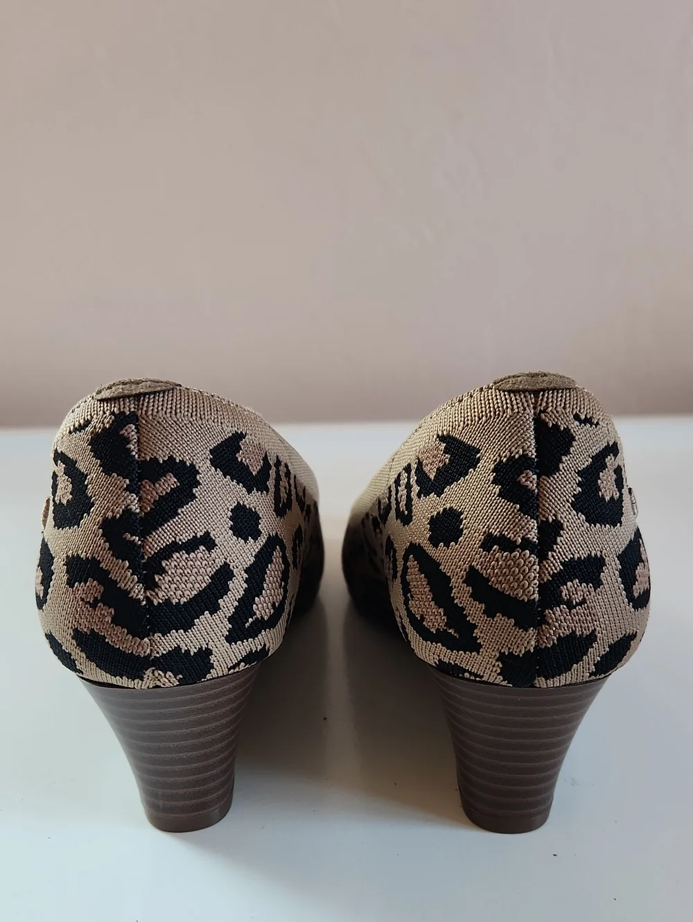 Vivaia Margot Wedge Leopard Knit Pointed Toe Pump Heels Beige/Black Size 37.5